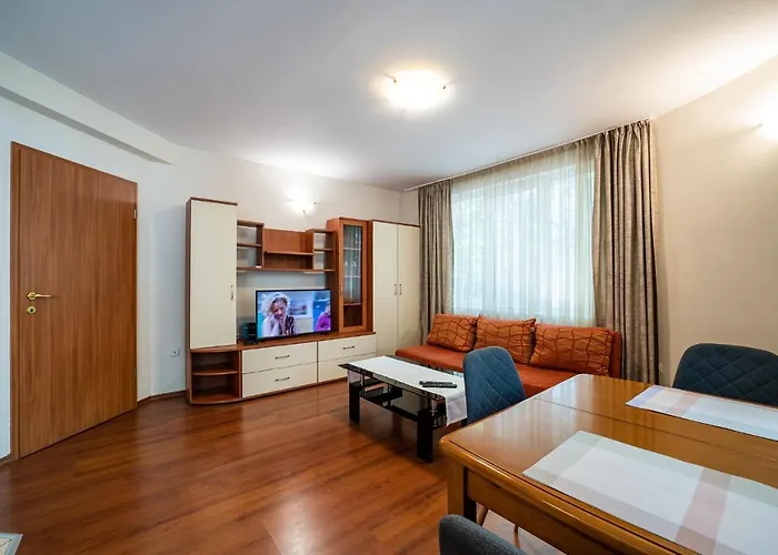 Varna Central Apartment & Studio