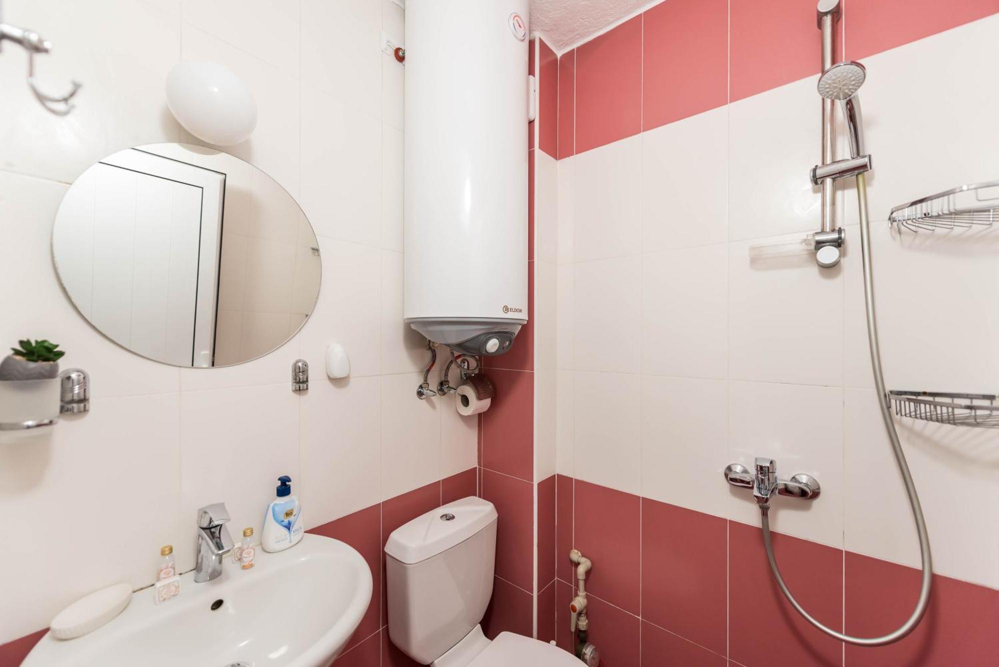 & Apartment